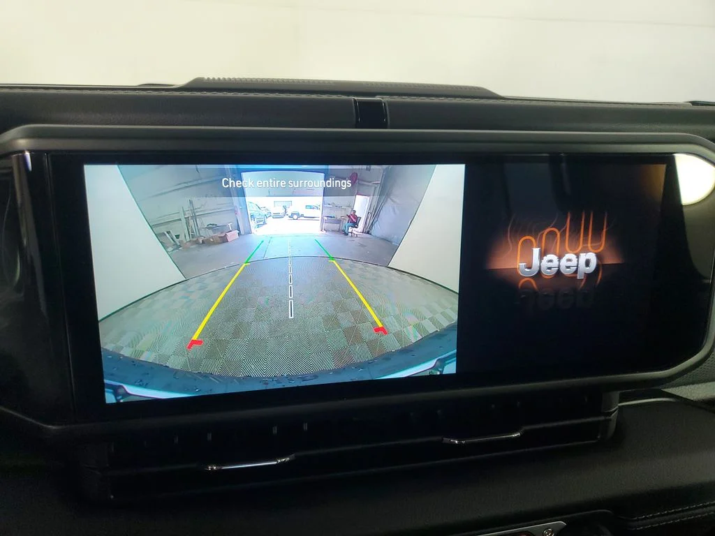 2025 Jeep Wrangler 4-Door Rubicon - Photo 23