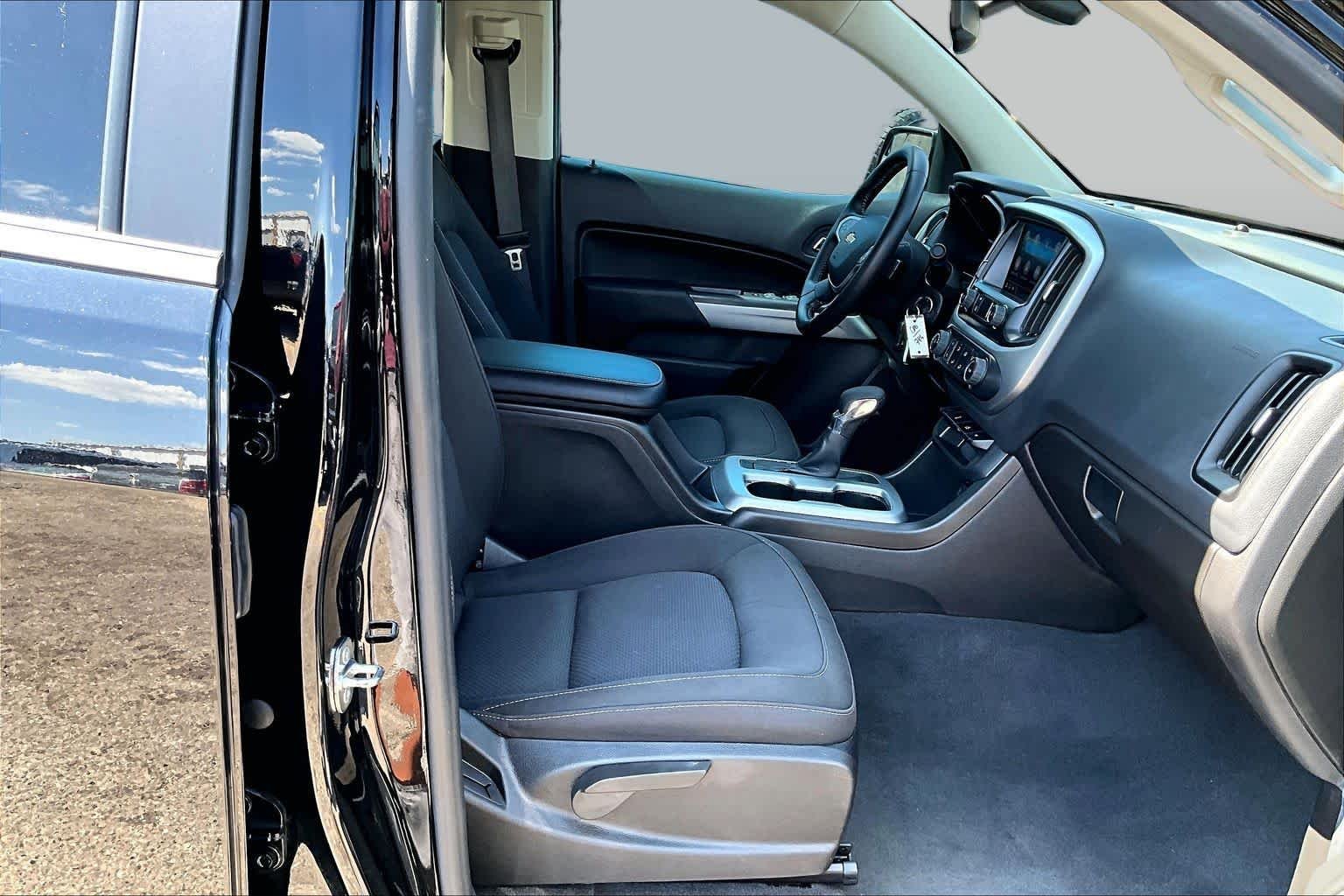 Used 2022 Black Chevrolet 2WD LT image 9