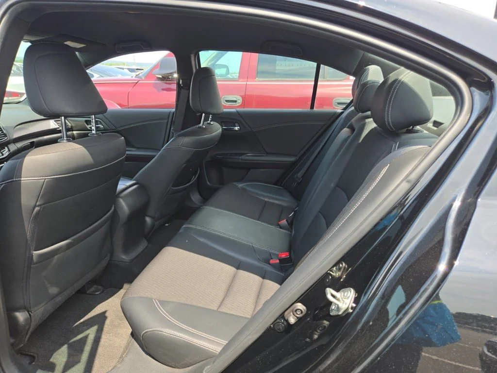 2017 Honda Accord Sport - Photo 7