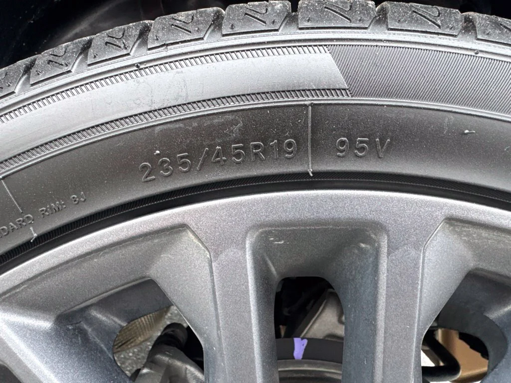 Used 2022 Black Jeep High Altitude image 32