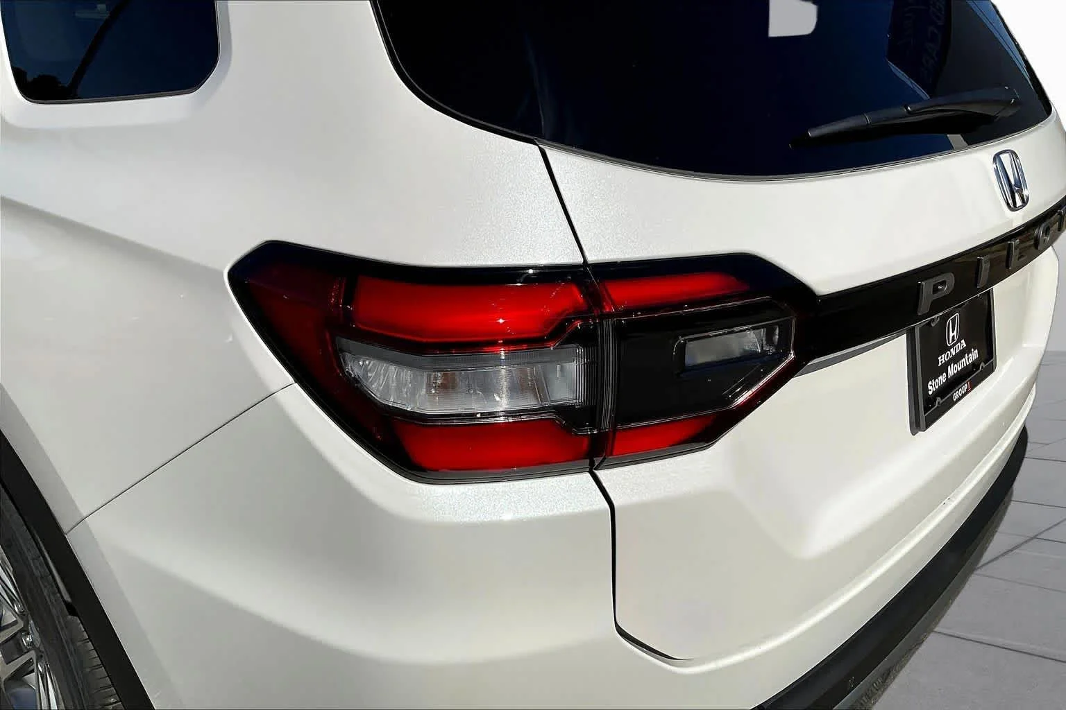 New 2026 Platinum White Pearl Honda EX-L image 14
