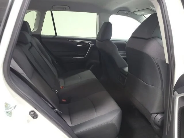 Used 2024 Ice Cap Toyota XLE image 4