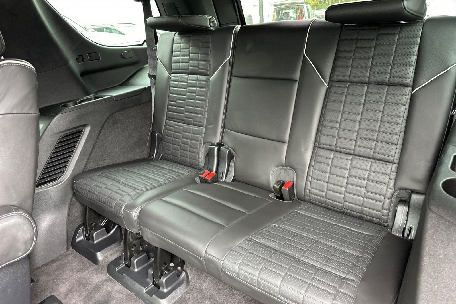 Used 2023 Black Cadillac Premium Luxury Platinum image 18