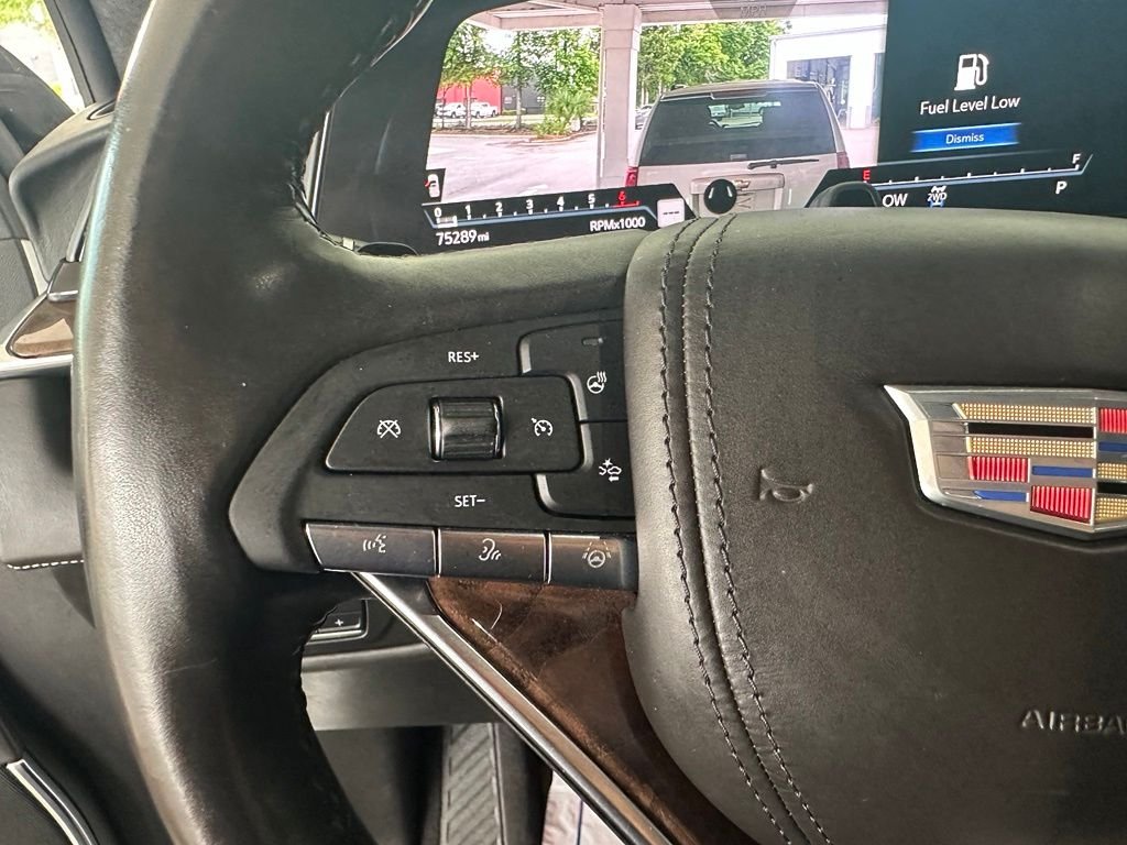 Used 2021 White Cadillac Sport Platinum image 19