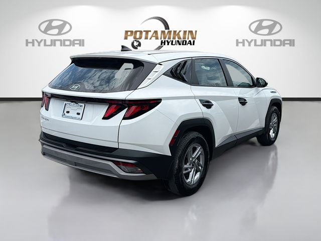 2025 Hyundai Tucson SE - Photo 5