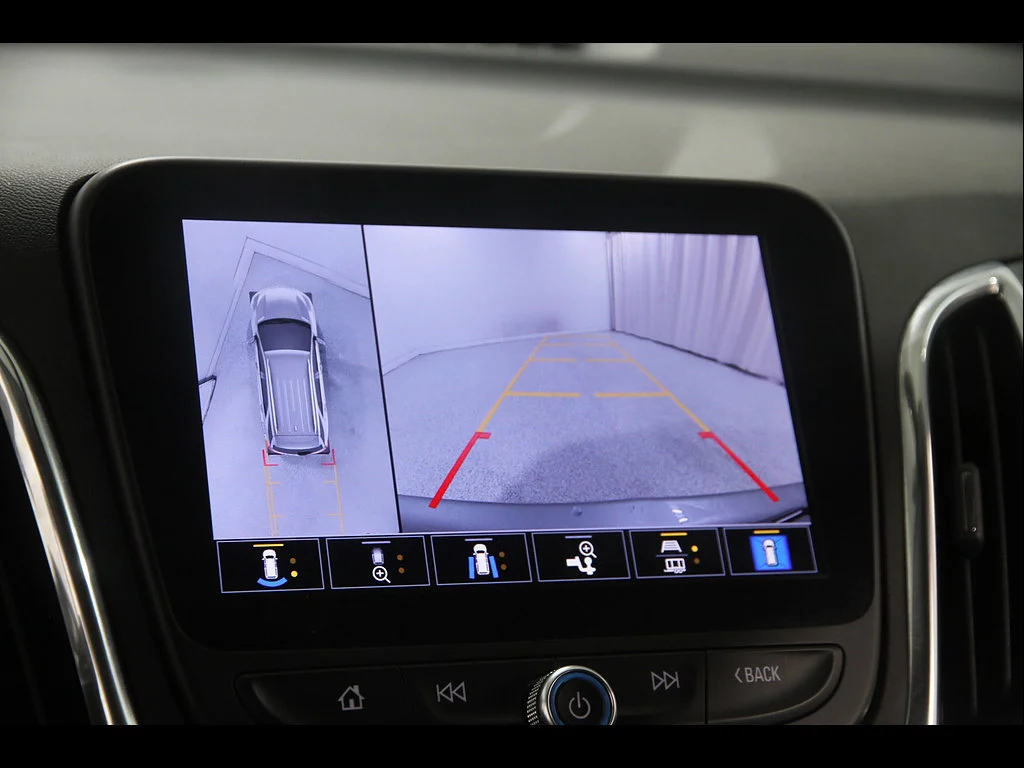 2024 Chevrolet Equinox LT - Photo 13