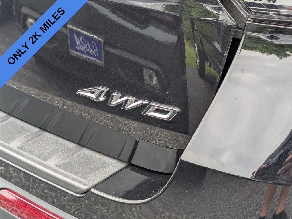 Used 2026 Agate Black Metallic Ford Active image 8