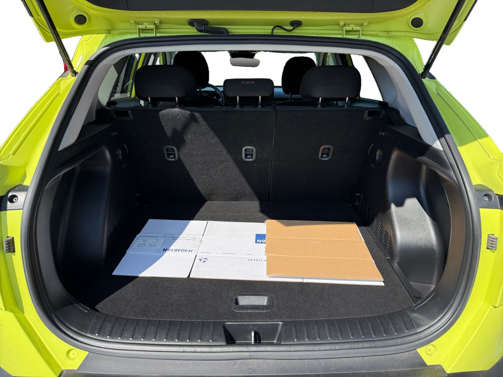 Certified Used 2025 Neoteric Yellow Hyundai SEL image 17