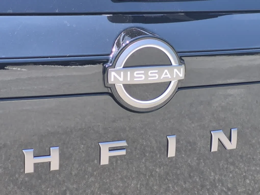 New 2026 Super Black Nissan Platinum image 20