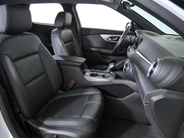 Used 2022 White Chevrolet LT image 11
