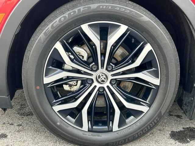 Used 2023 Red Toyota XLE image 17
