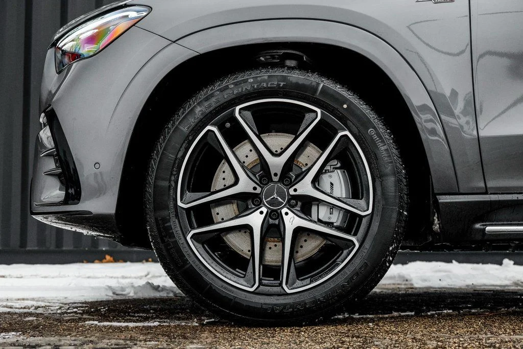 New 2026 Selenite Grey Metallic Mercedes-Benz GLE 53 AMG® image 4