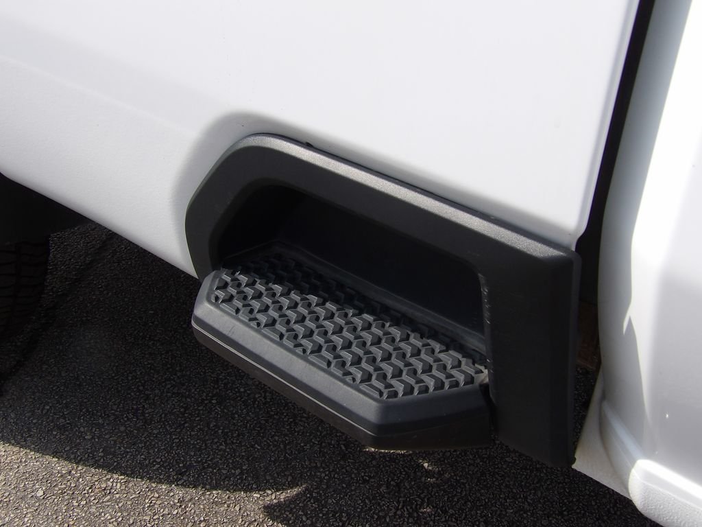 2024 GMC Sierra 3500HD Pro - Photo 14