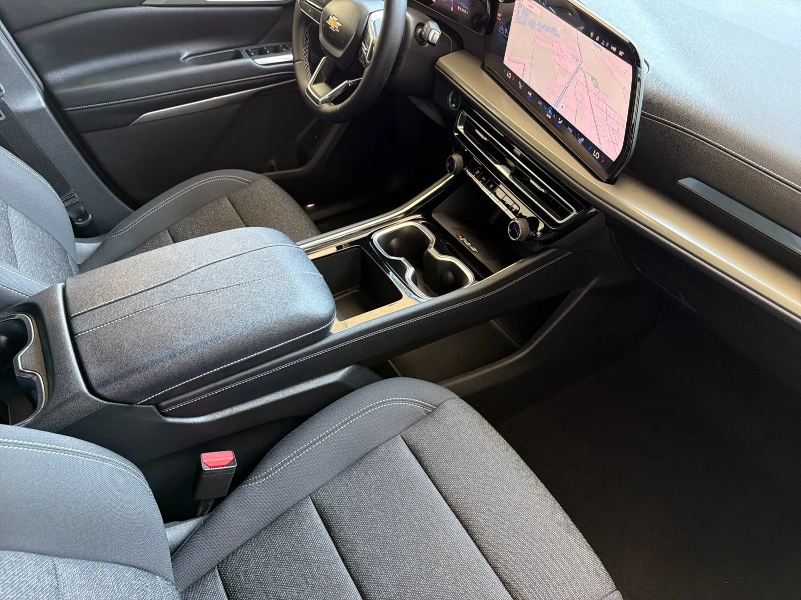 2026 Chevrolet Traverse LT - Photo 16