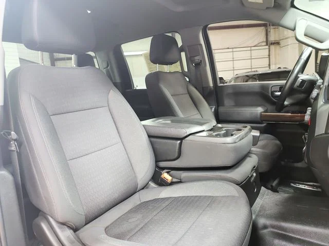 Used 2023 White Chevrolet LT image 40