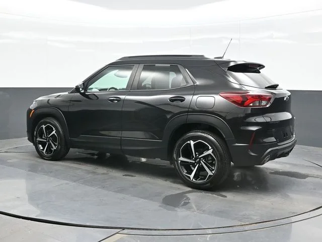 Used 2022 Black Chevrolet RS image 3