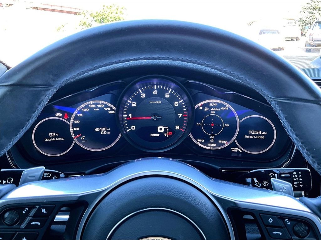 Used 2020 White Porsche  image 23