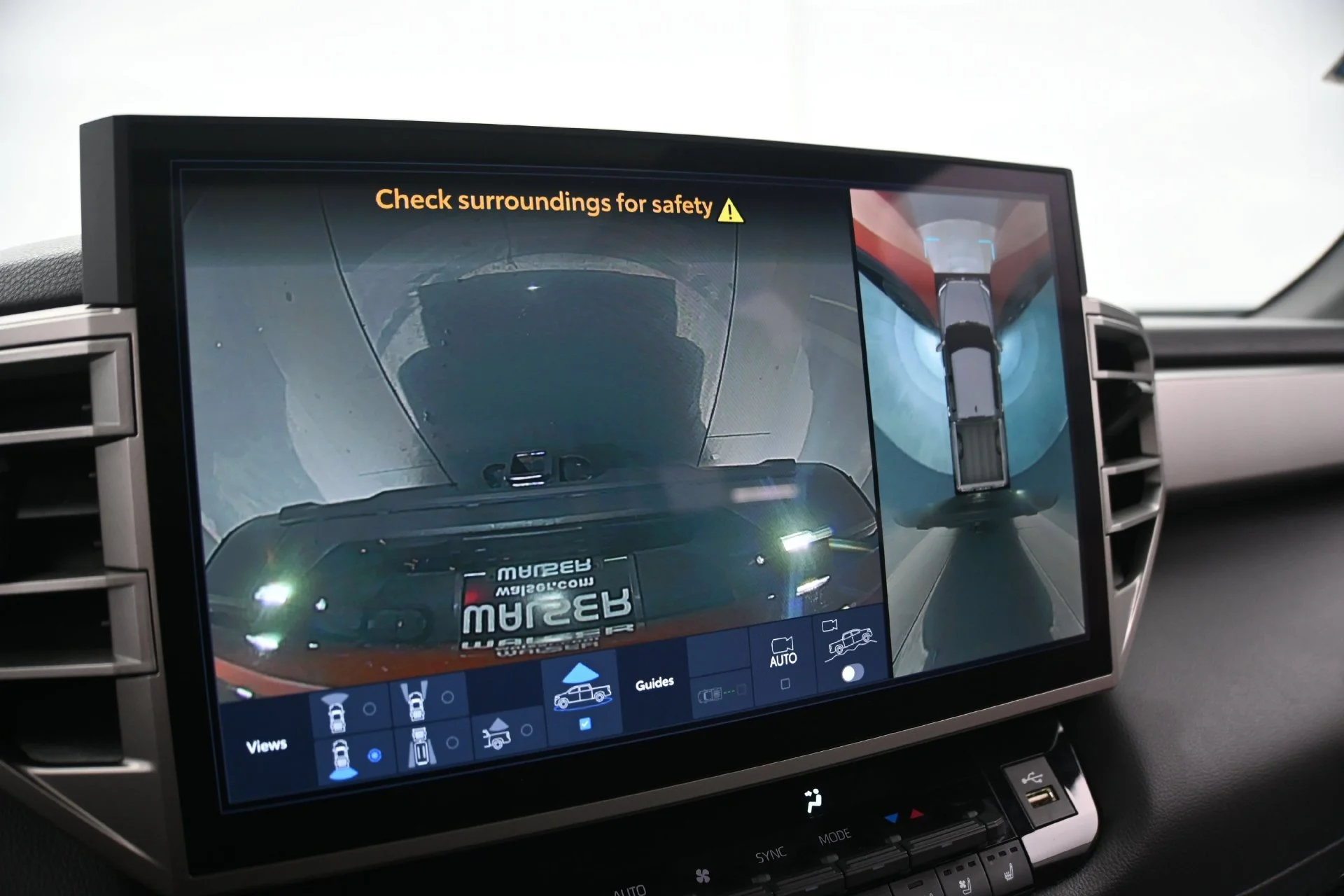 Used 2025 Terra Toyota Limited image 27