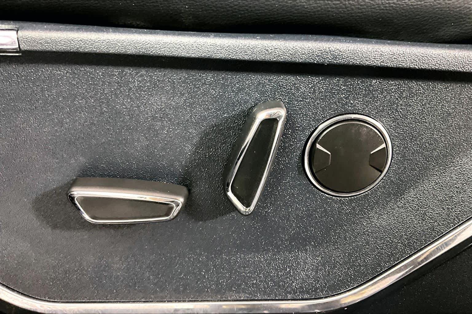Used 2021 Antimatter Blue Ford LARIAT image 30