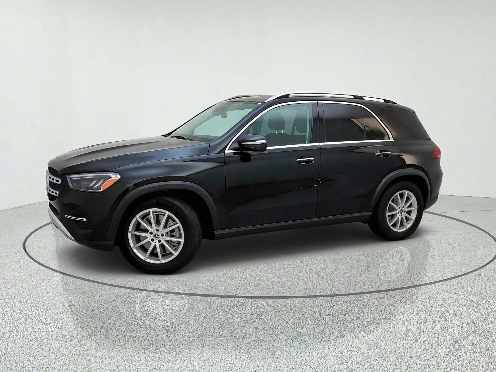 Certified Used 2024 Obsidian Black Metallic Mercedes-Benz GLE 450 image 15