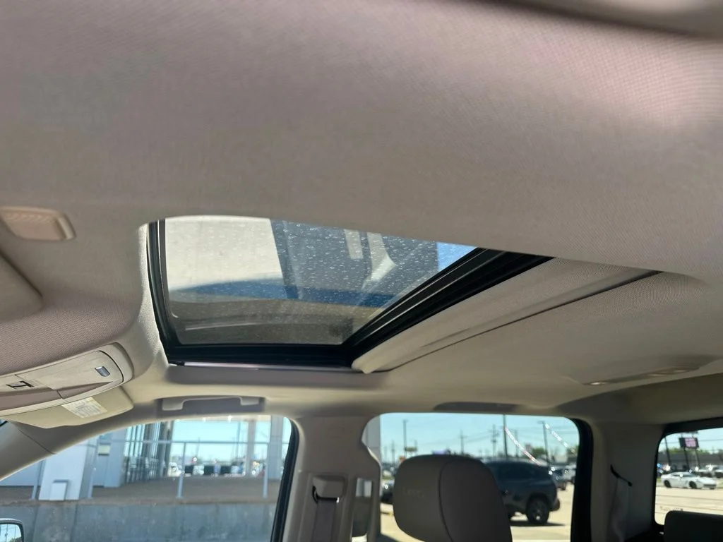 Used 2015 Gray GMC Denali image 3