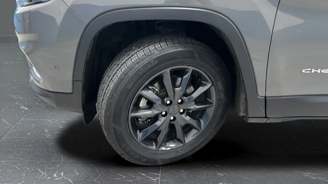 Used 2021 Sting-Gray Clearcoat Jeep Limited image 39