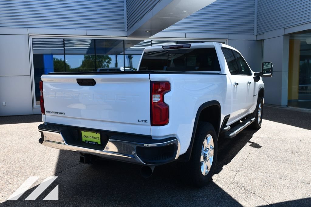 Used 2022 Summit White Chevrolet LTZ image 7