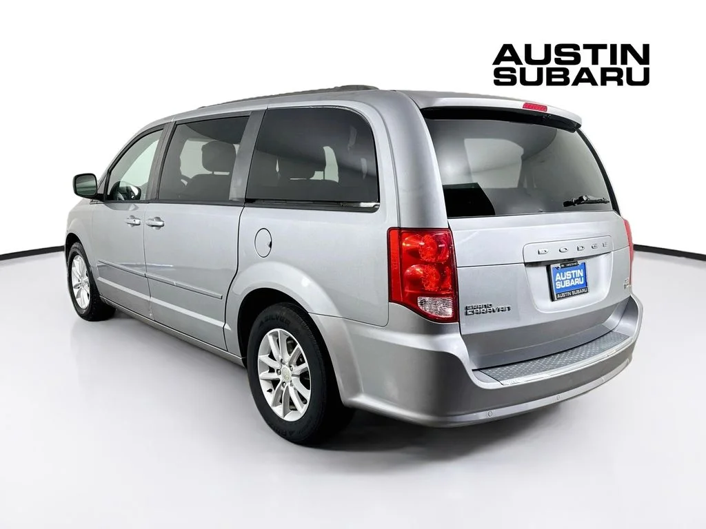 Used 2015 Silver Dodge SXT image 5