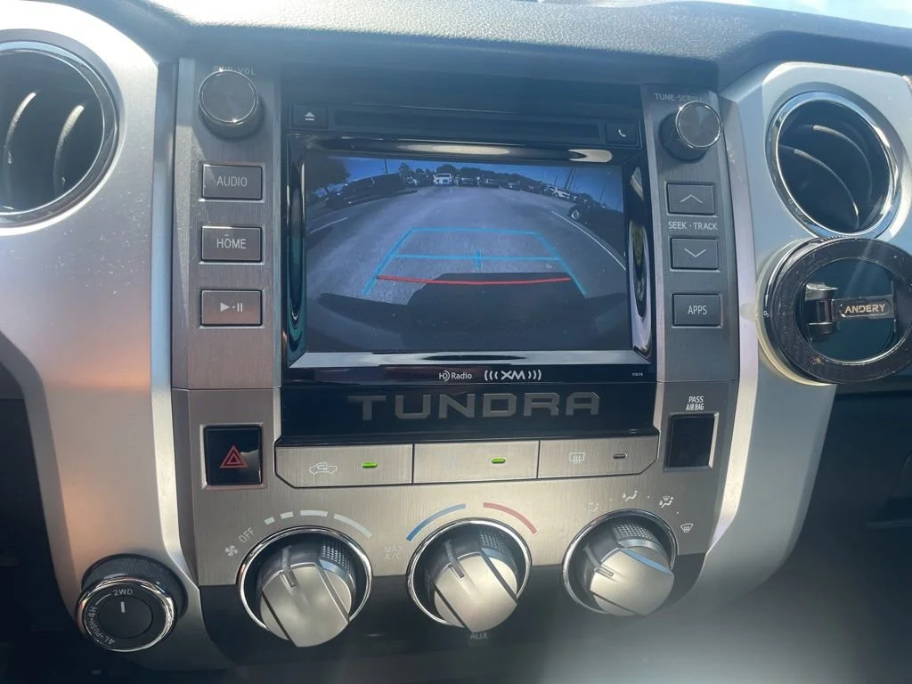 Used 2019 Silver Toyota SR5 5.7L V8 image 22