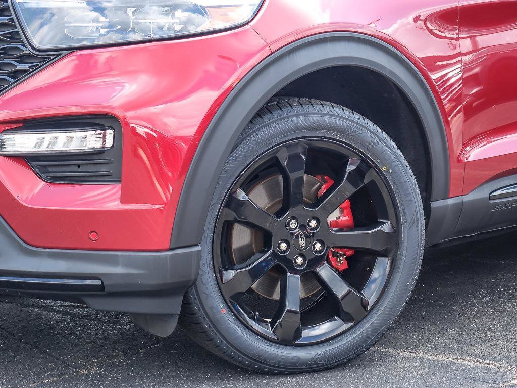 Used 2022 Red Metallic Ford ST image 4