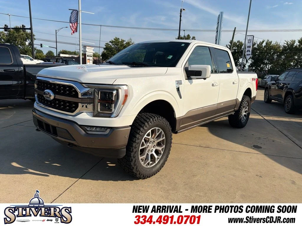 Used 2021  Ford King Ranch image 4