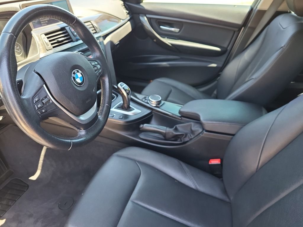 Used 2015 Silver BMW 328i xDrive image 13