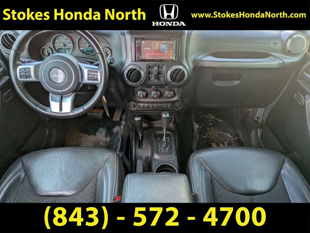 Used 2016 Silver Jeep Unlimited Sport S image 14