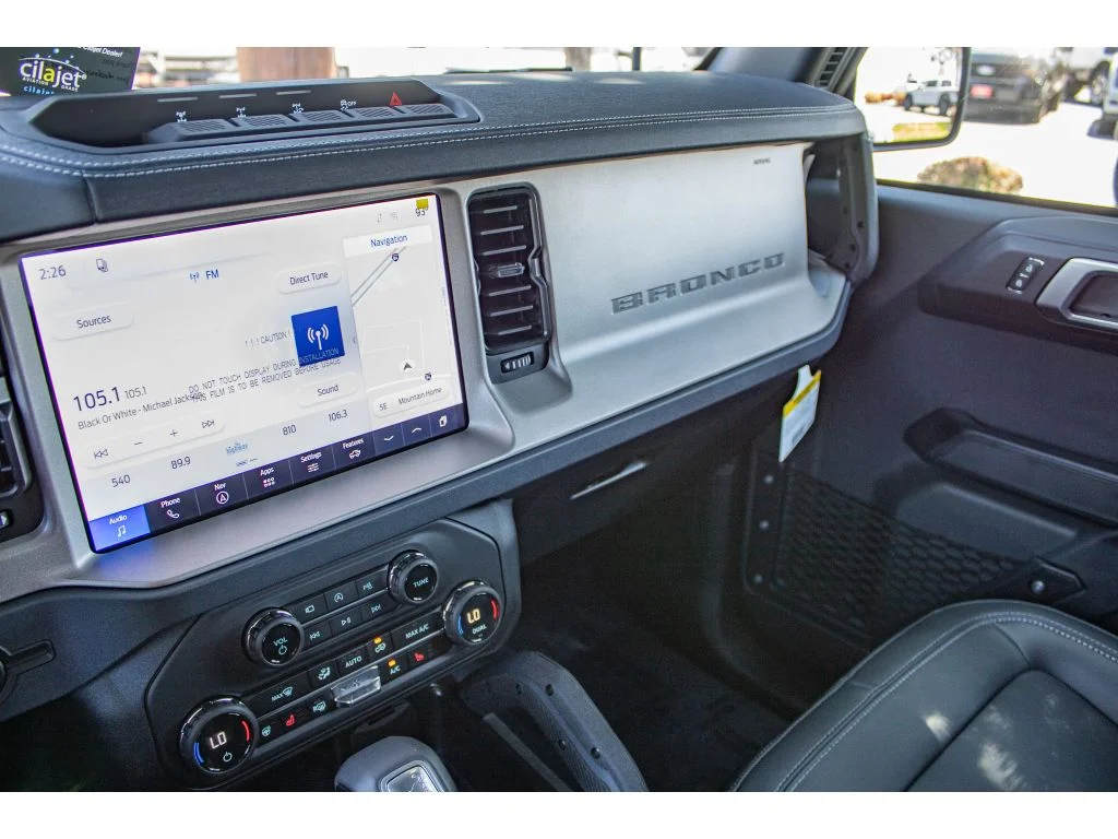 New 2026 AVALANCHE GRAY Ford Outer Banks image 39