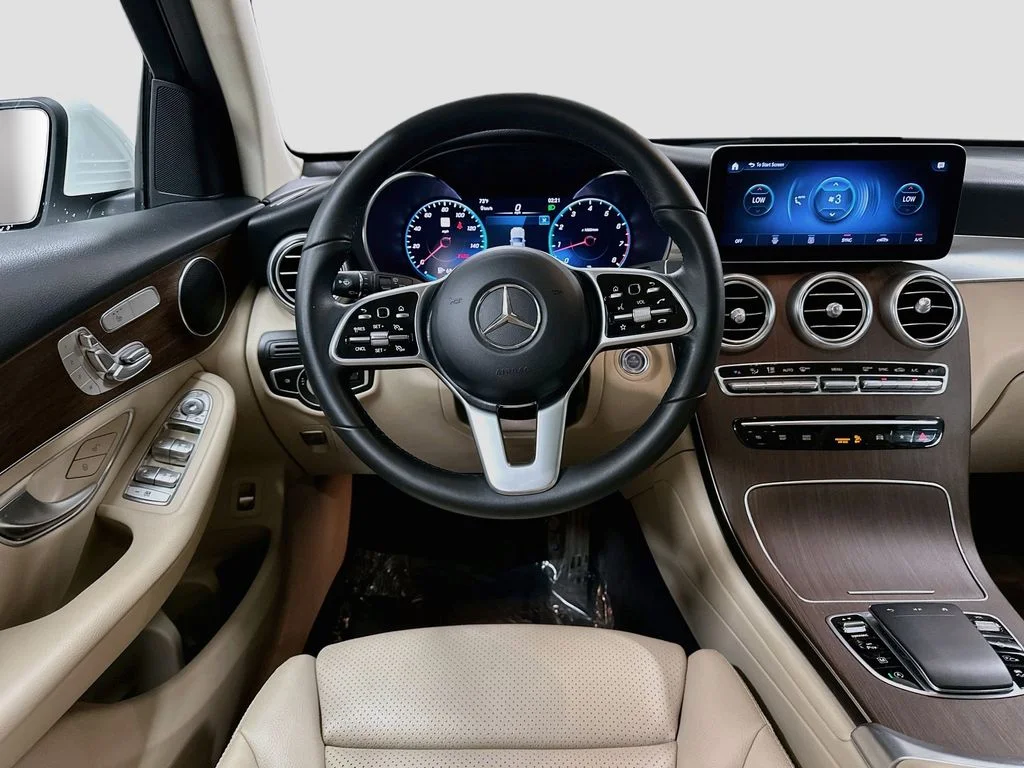Certified Used 2022 Polar White Mercedes-Benz GLC 300 image 23