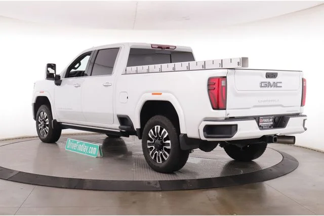 Used 2025 White GMC Denali Ultimate image 8