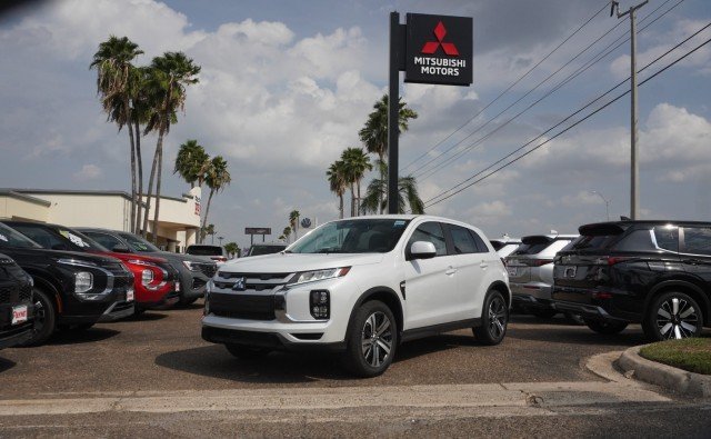 2027 Mitsubishi Outlander Sport S