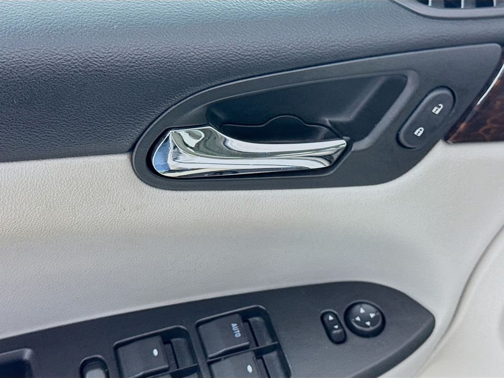 Used 2012 Summit White Chevrolet LTZ image 19