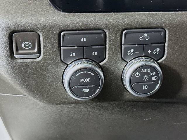 Used 2024 Summit White GMC SLE image 10