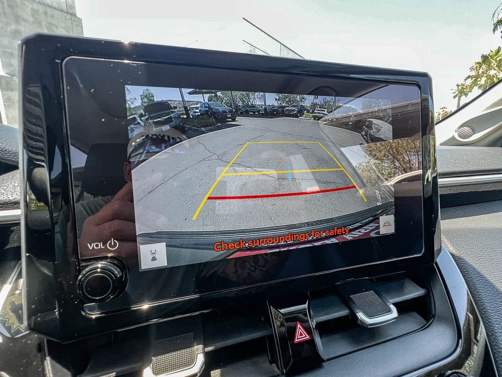 Used 2024  Toyota XLE image 23