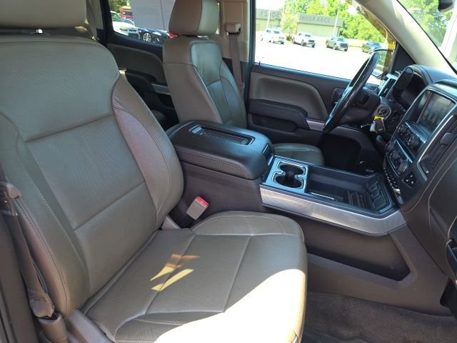 Used 2016 Blue Chevrolet LTZ image 12