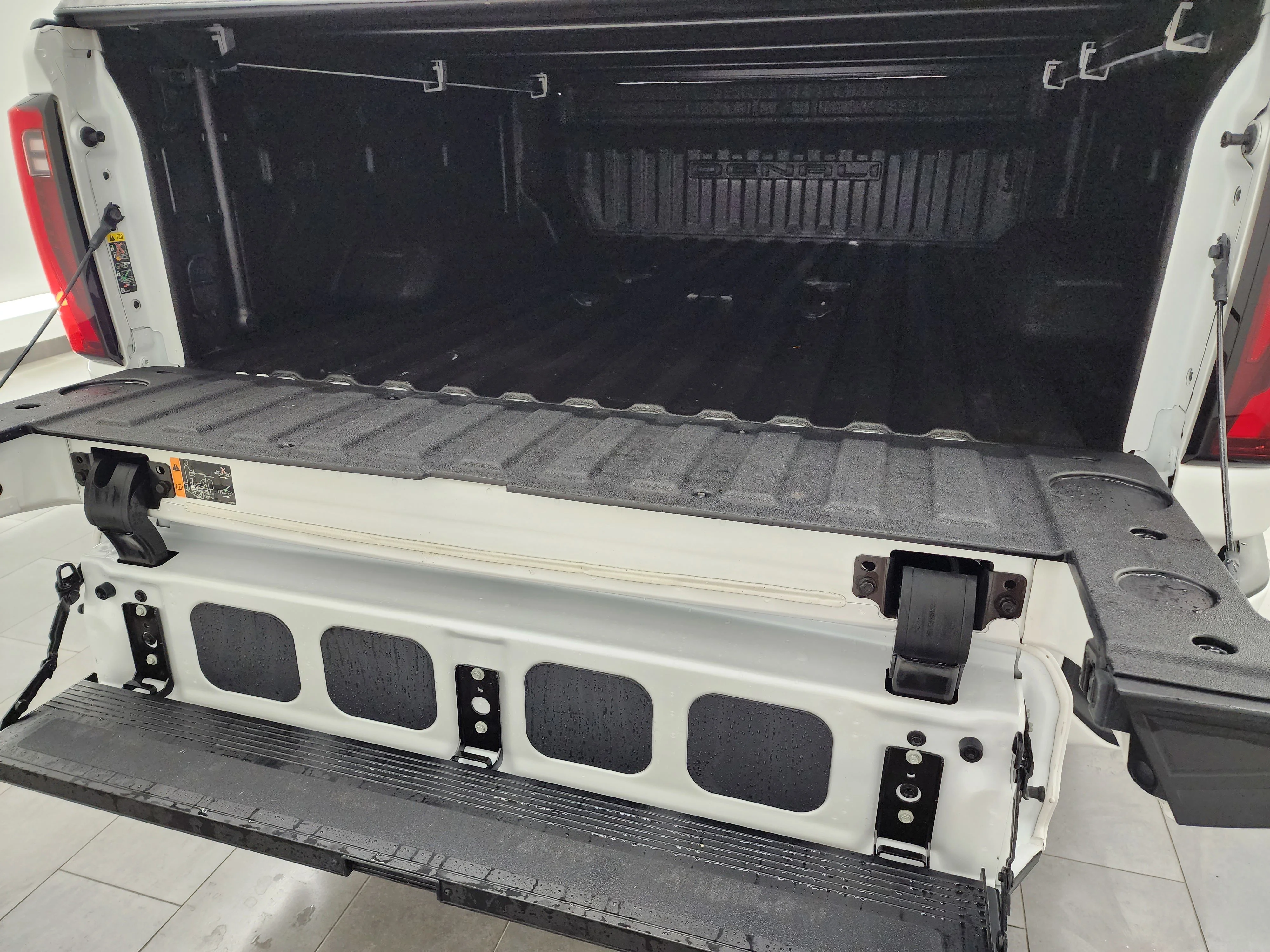 2024 GMC Sierra 2500HD Denali - Photo 37
