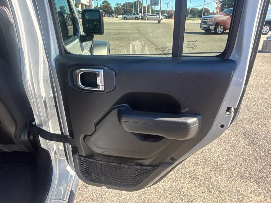 Used 2024 Silver Jeep Rubicon 4xe image 19