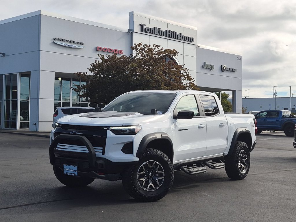 Used 2025 Summit White Chevrolet ZR2 image 1