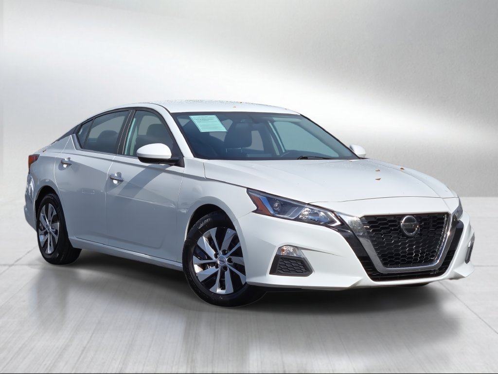 Used 2020 Nissan Altima S with VIN 1N4BL4BV3LC216126 for sale in Portland, OR