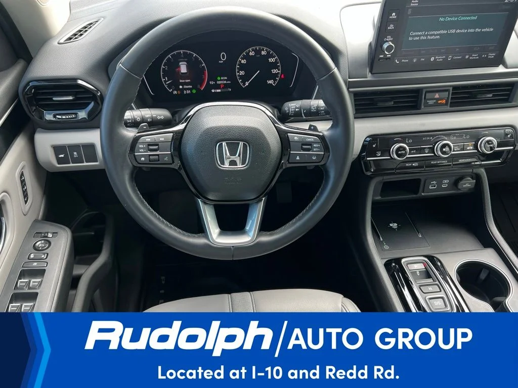2025 Honda Pilot EX-L - Photo 14