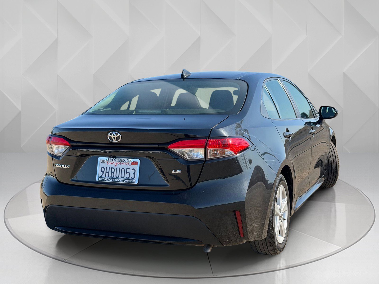 Used 2021 Black Sand Pearl Toyota LE image 8