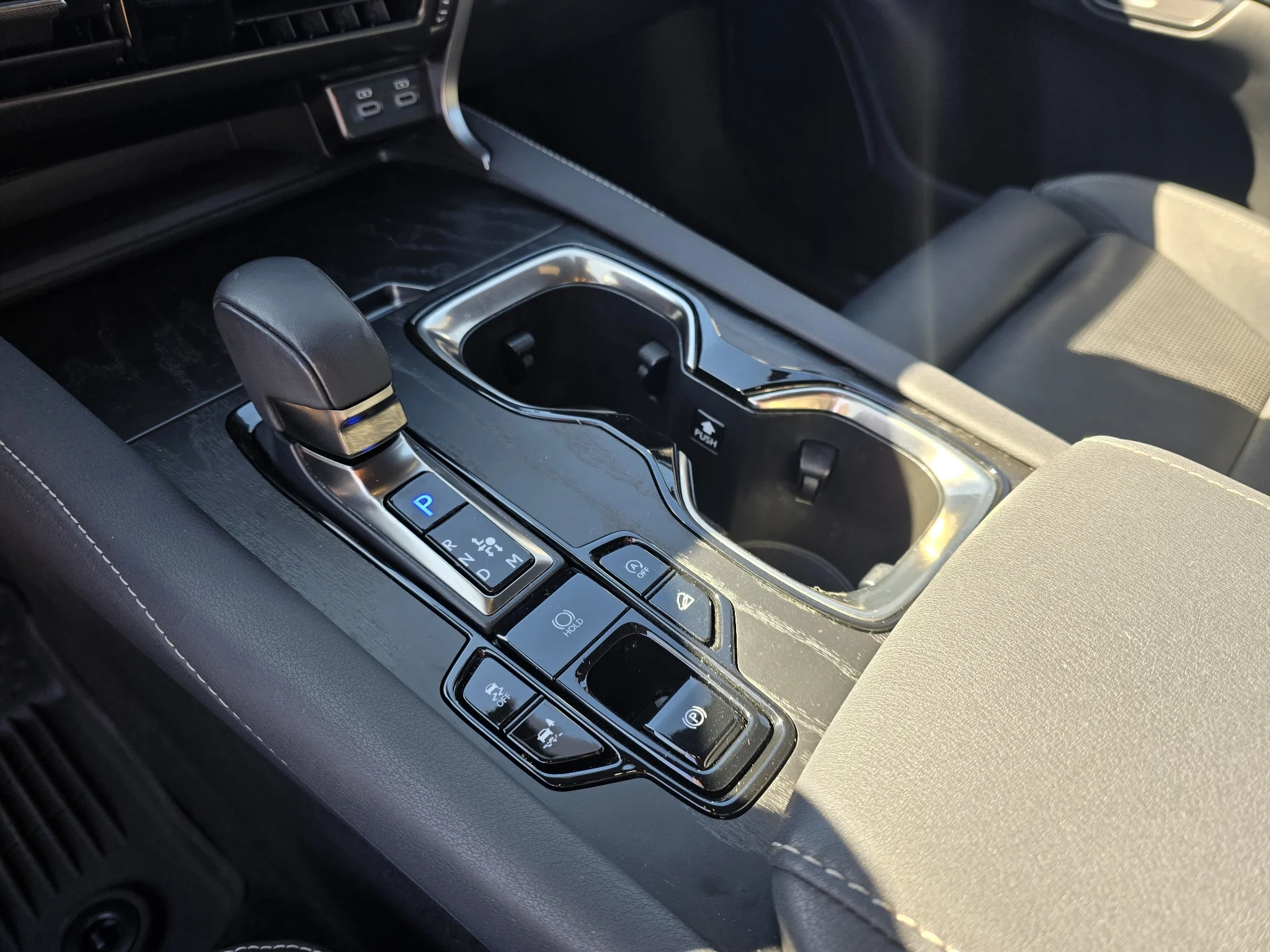 Used 2023 Iridium Lexus Luxury image 20