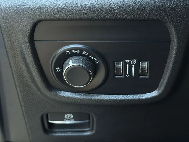 Used 2023 Black Jeep Laredo image 32