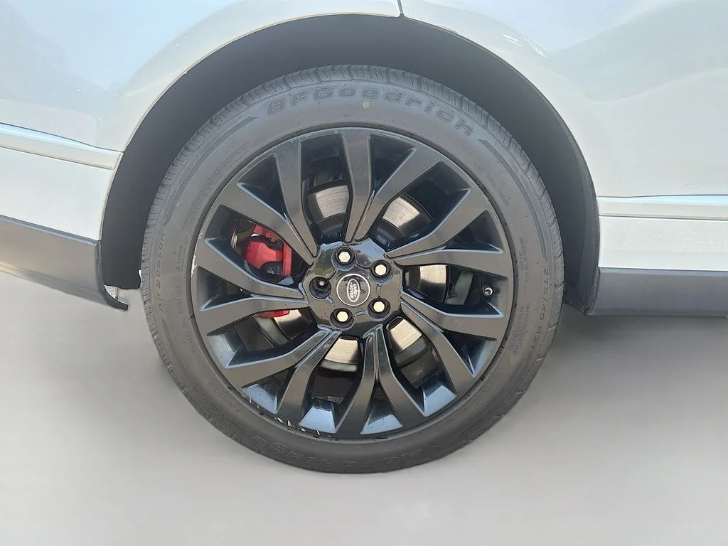 Used 2020 Fuji White Land Rover HSE image 14